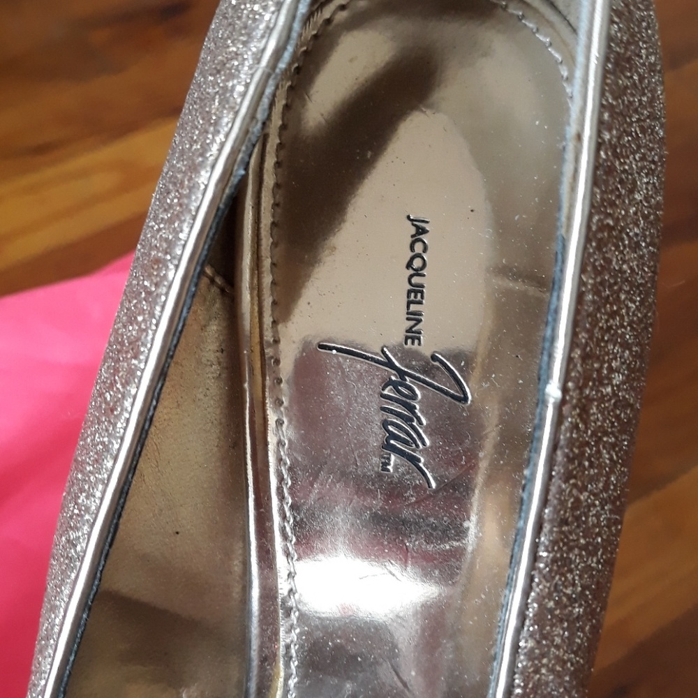 Heels - Picture 2 of 6